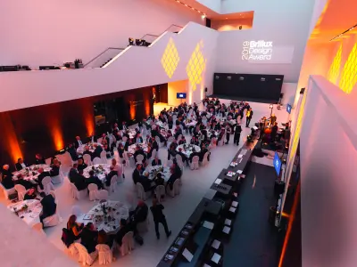 2025 Brillux Design Award goldener Hintergrund