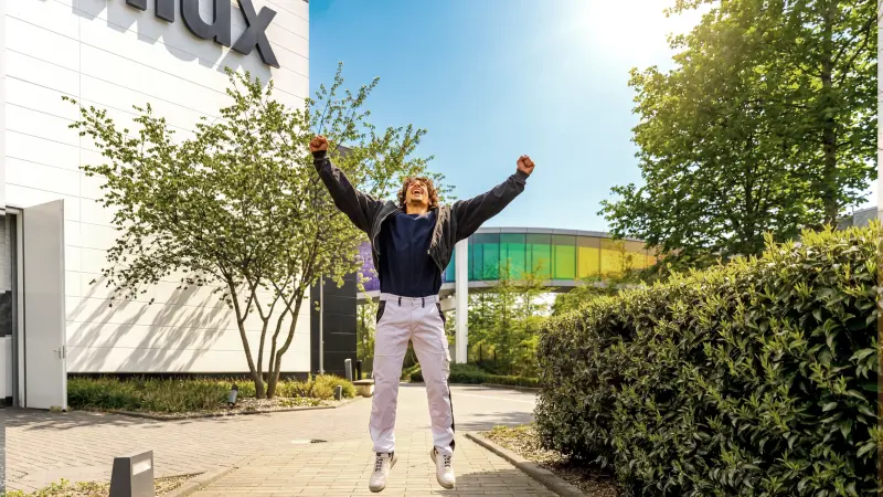 jubelnder Meisterschüler