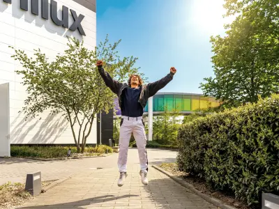 jubelnder Meisterschüler