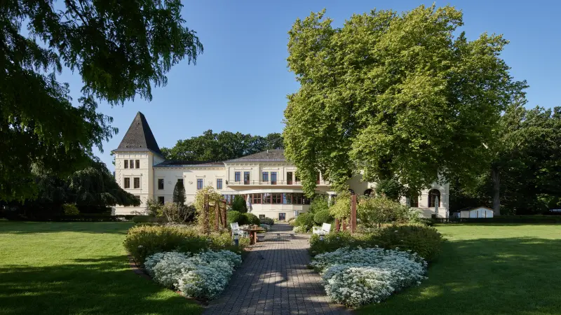 Außenbereich des Alten Kurhaus Bad Zwischenahn