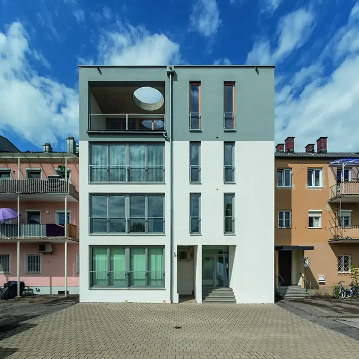 Gewerbebauten in Marktlerstraße, Burghausen
