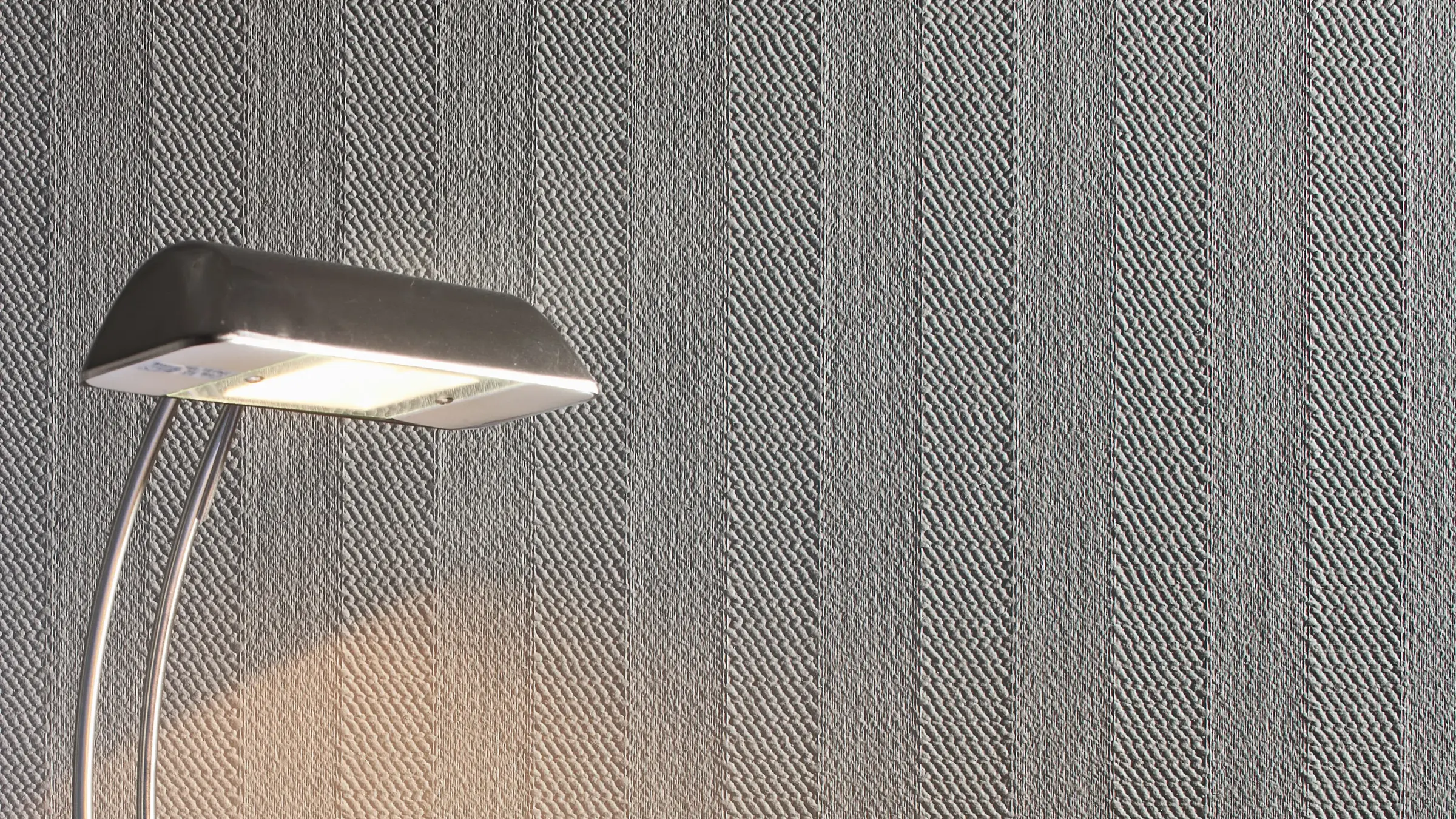 metall blumenkasten schwarz Liva schwarz Balkonblumenkasten 60 / 80 / 100 cm – Balconyliving.de main image 1