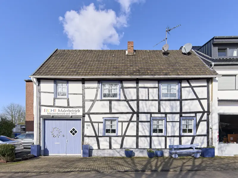 Das Fachwerkhaus von der Seite