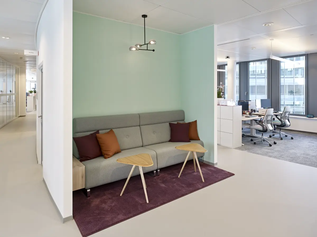 gemütliche Sitznische im Open Space 