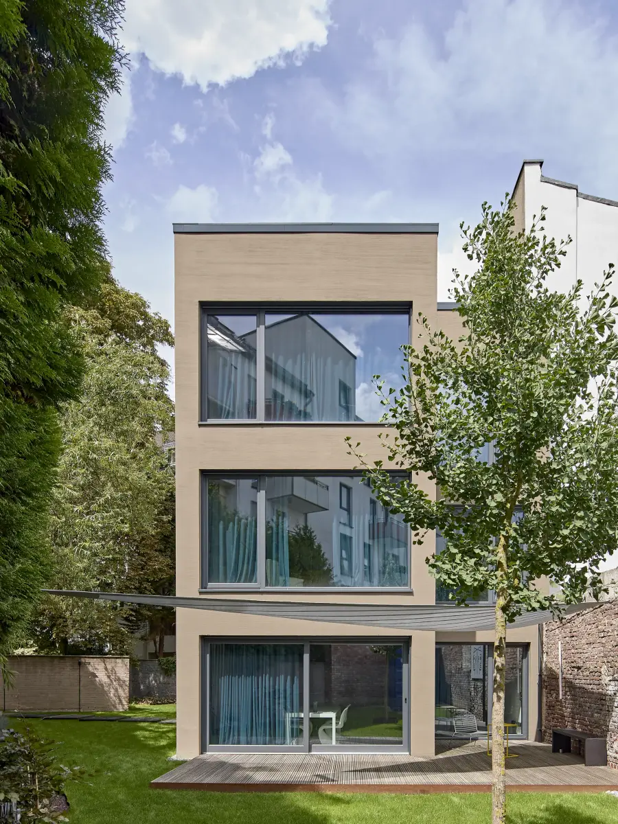 Mehrfamilienhaus Hochhaus