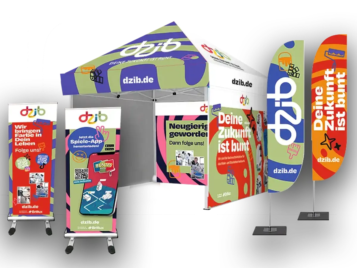 Eine Ansicht mehrere Outdoor Messestände