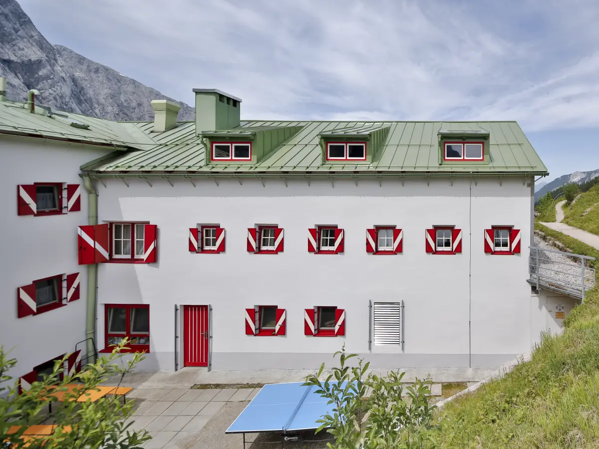 Fassadenansicht des Stripsenjochhaus in Ebbs.