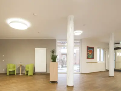 weiß-beige Innenausstattung