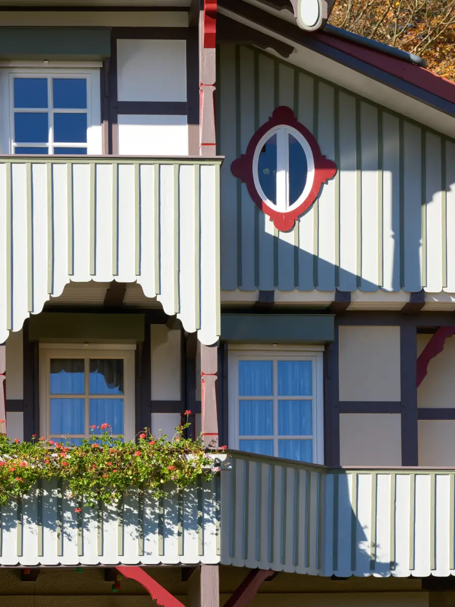 Hinterseite Holzhaus