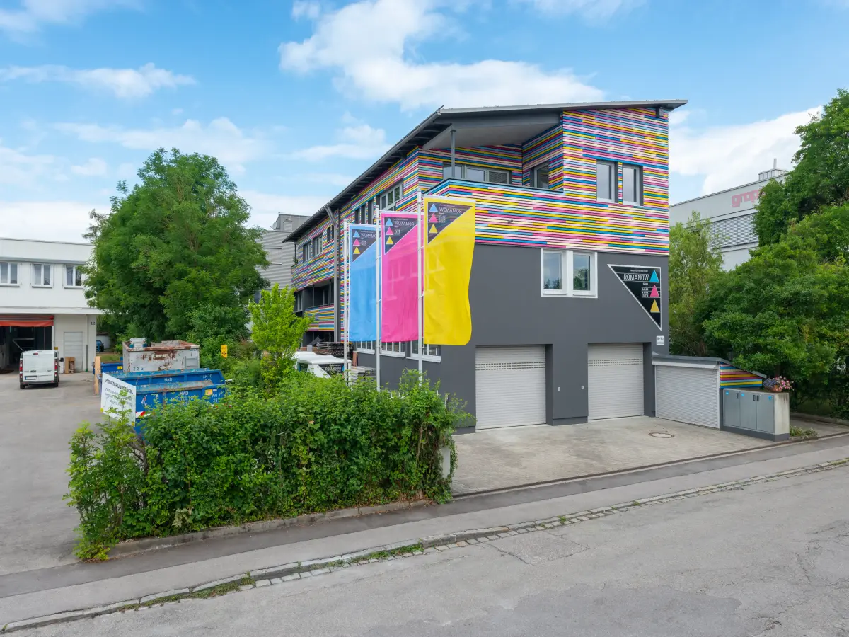 Gebäude Gesamtansicht