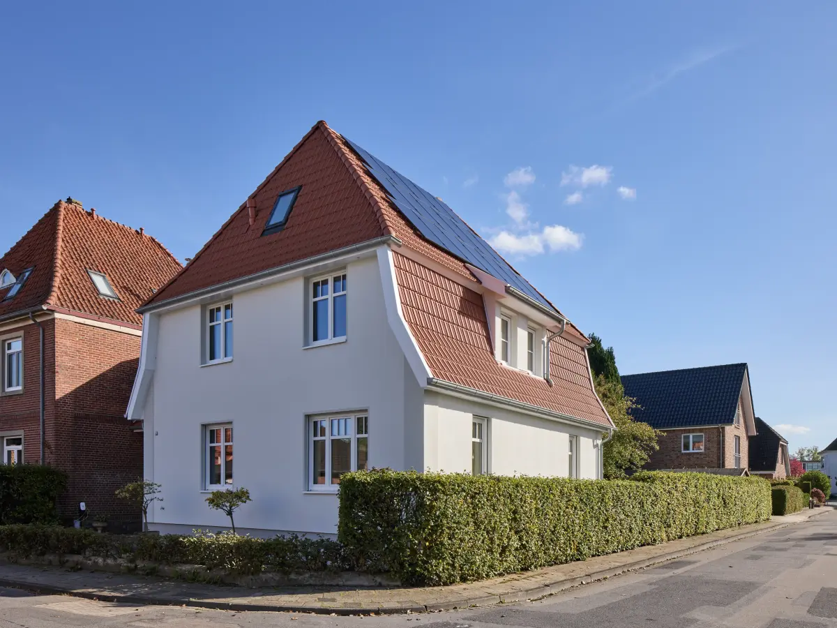 Außenbereich zur Straße