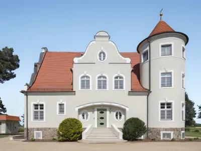 Schlossgebäude von vorne