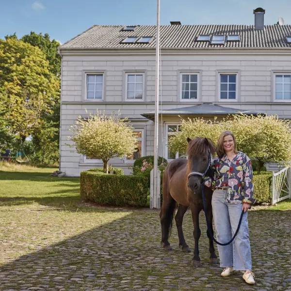 Eva Kaiser mit ihrem Pony
