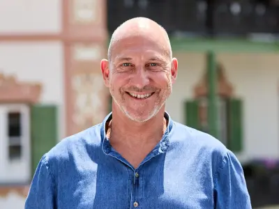 Markus lächelt in die Kamera
