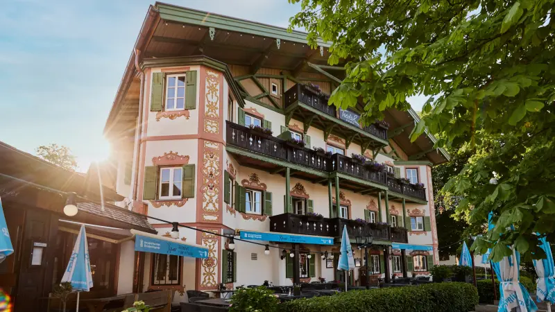 Das Hotel von vorne