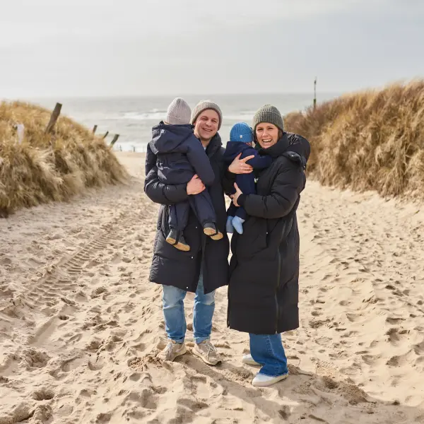 Elisa und Gerit am Strand