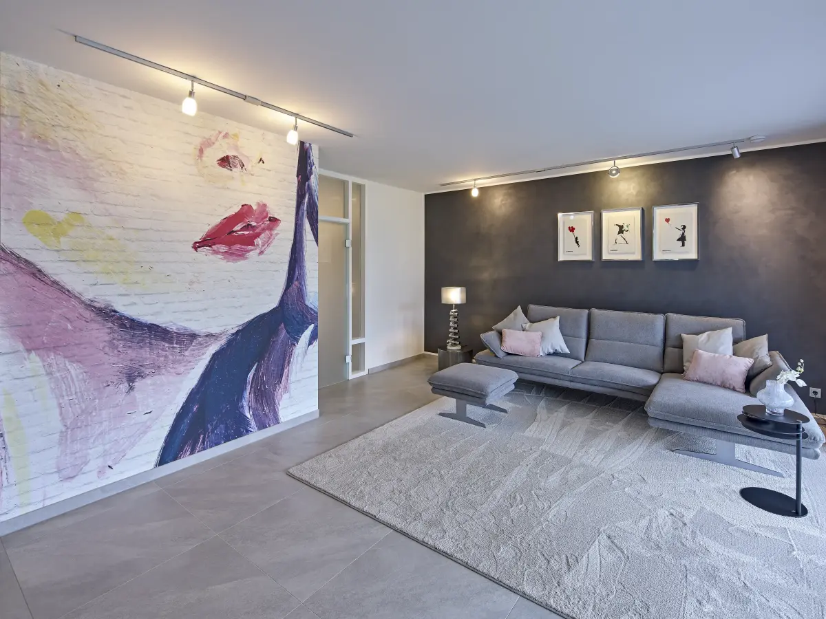 Wohnraum mit Digitaldruck-Tapete