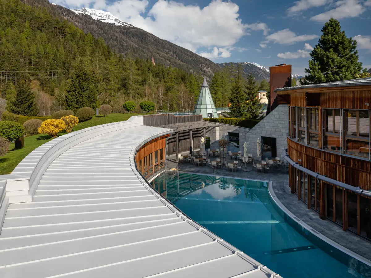 Ansicht des Aqua Dome in Längenfeld. 