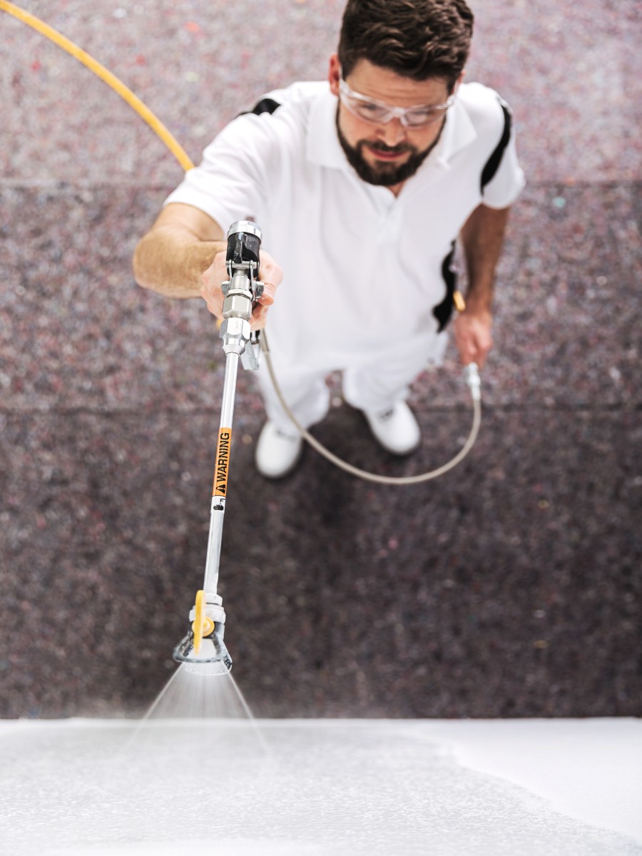 Farbe wird gespritzt