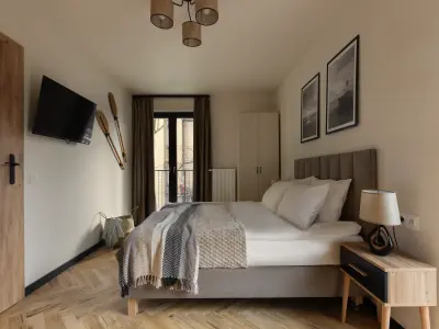 Einblick in ein neugestaltetes Hotelzimmer 