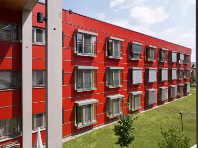 Ansicht Fassade des NÖPflege- und Betreuungszentrum in Stockerau