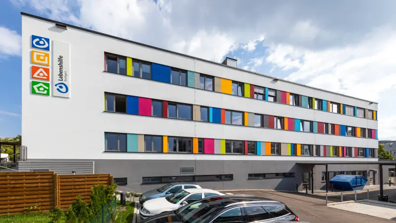 buntes Äußeres eines Gebäudes