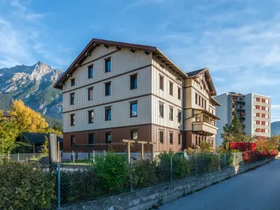 Gesamtansicht des Mehrfamilienhauses in Telfs.