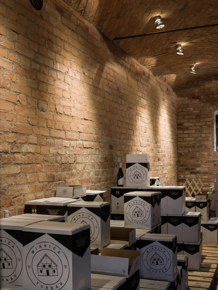 Abgepackte Flaschen in Kartons