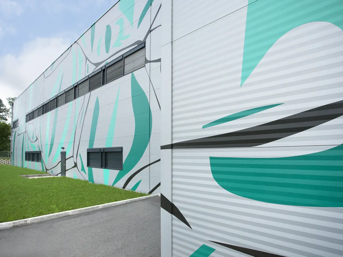 Teilansicht der Fassade der Wurstfabrik in Wien. 