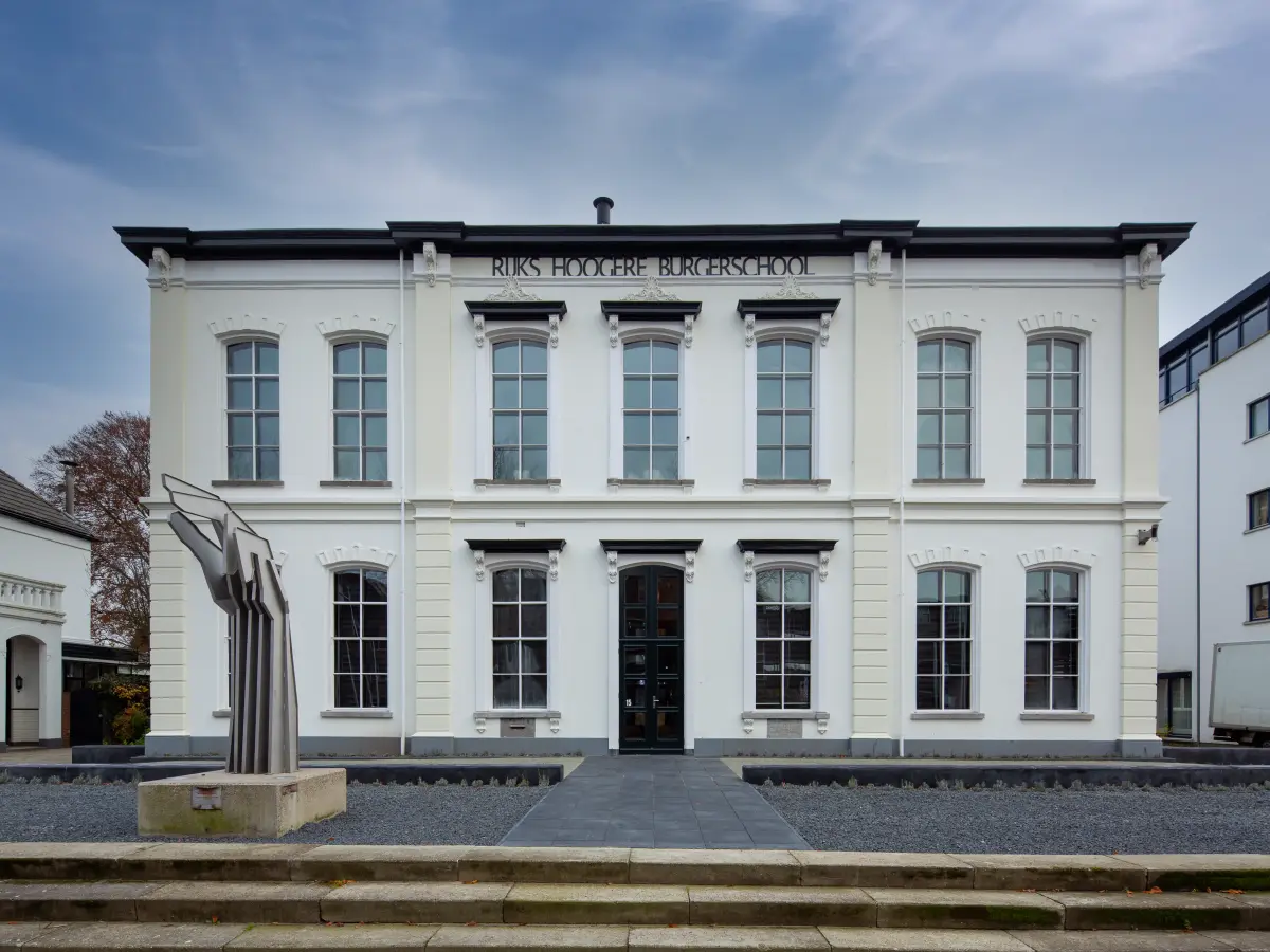 Alte Gebäudeaußenfassade