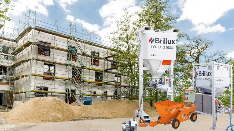 eine Baustelle und Brillux-Produkte