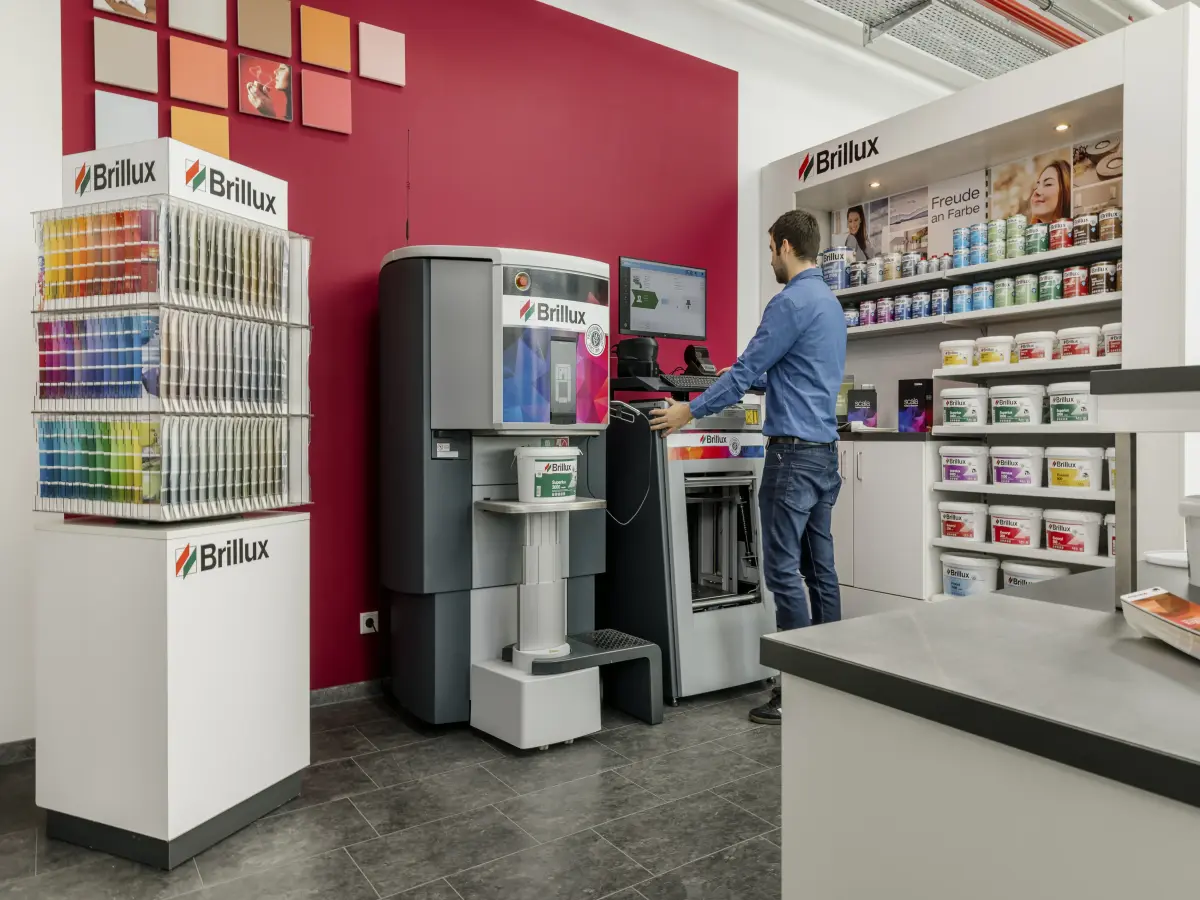 Niederlassung mit Brillux Farbsystem