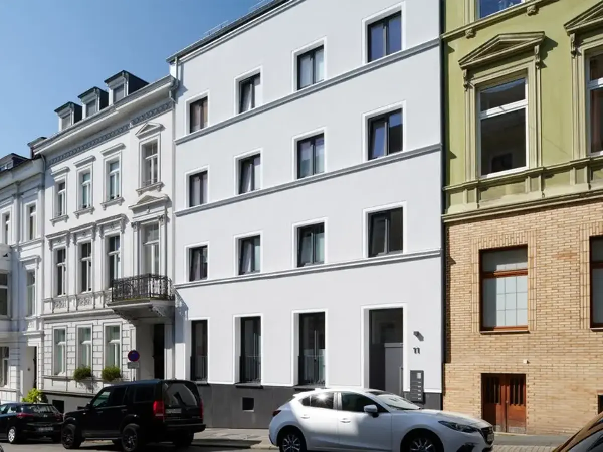 Wohnhaus in Wuppertal mit farbiger Fassade