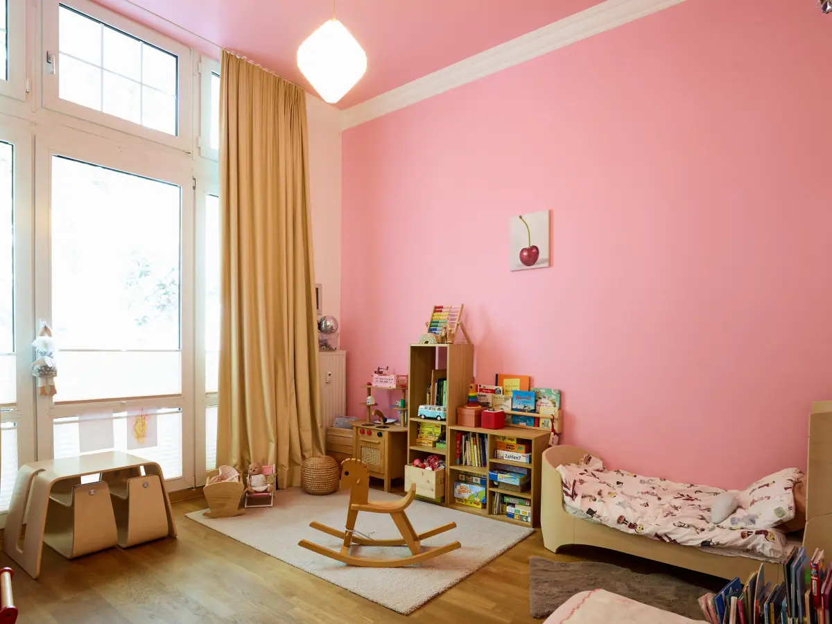 Kinderzimmer in Rosa
