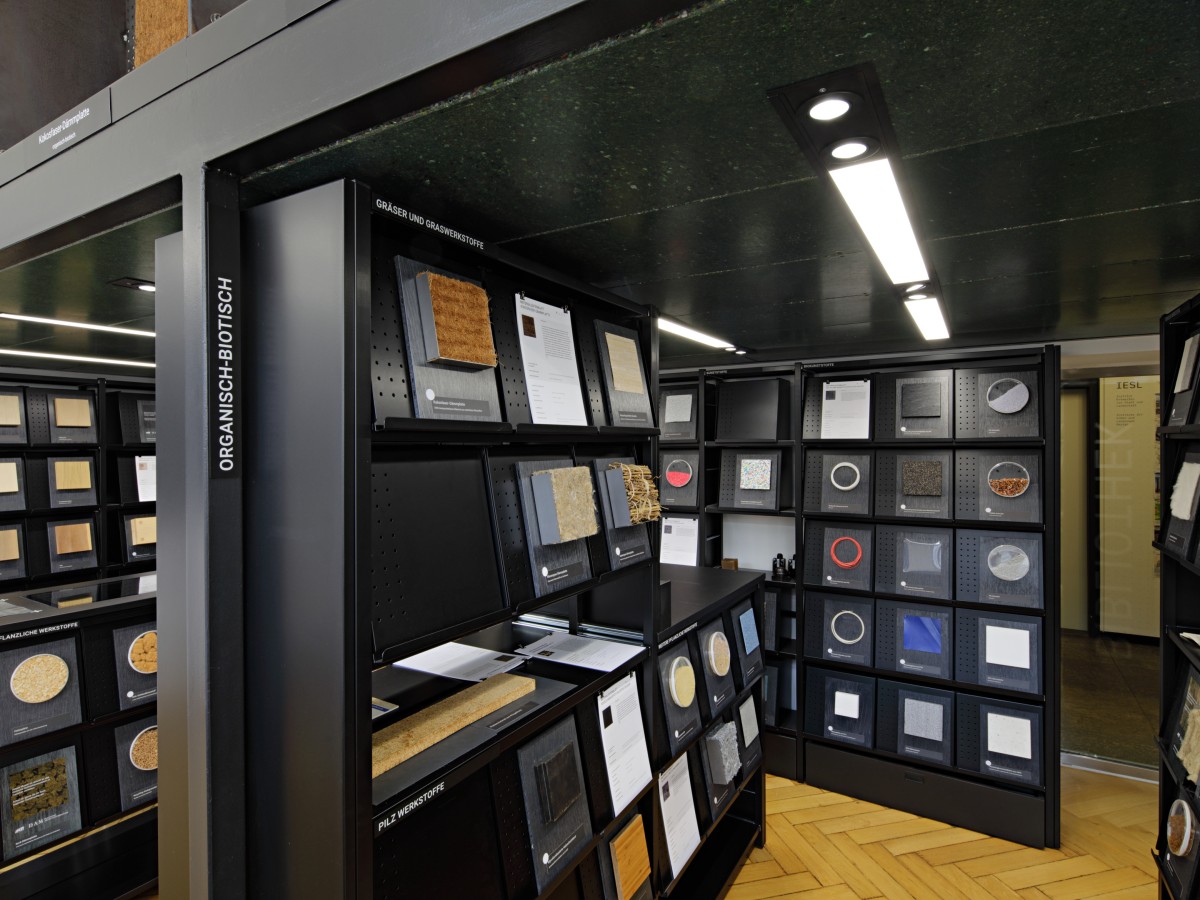 Flur Gestaltung in Edison Straße, Bozen, Italien