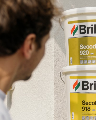 Silicon-Kollektion aufgestapelt auf der Baustelle