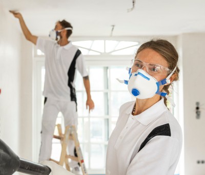  Briplast Spachtelmassen schleifen